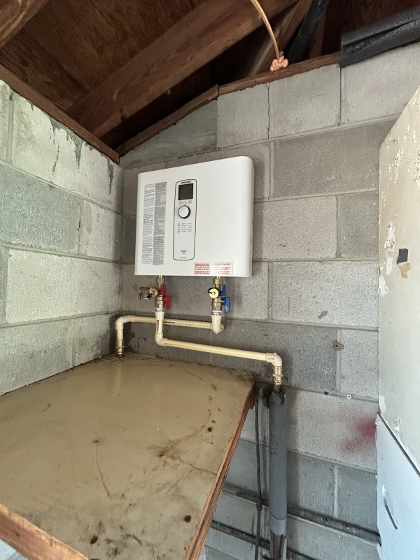 Tankless Water Heater Installation in St. Pete Beach, FL – Completed July 2025