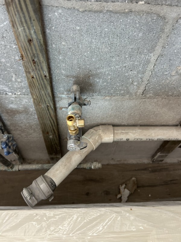 Connecting gas line to tankless water heater