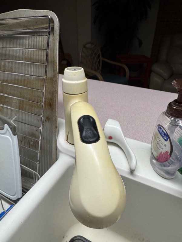 Kitchen Faucet Replacement in Clearwater, FL | Ultimate Plumbing Solutions